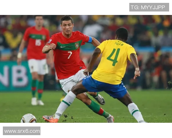 现役足球明星全景解析及其最新动态一览表